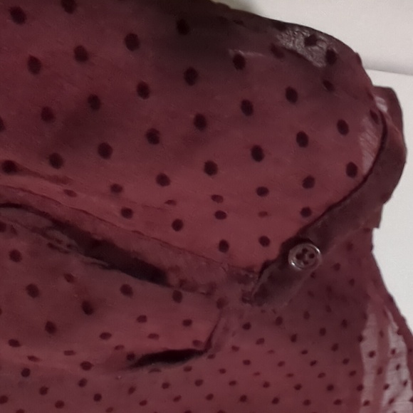 Old Navy Polka Dot Top - Picture 4 of 8